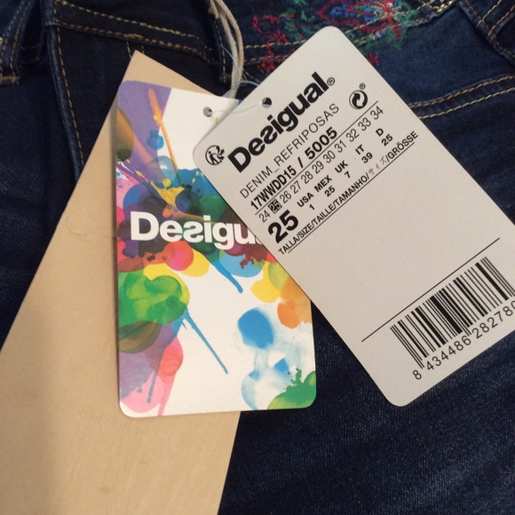 Ladies jeans - Picture 8 of 11